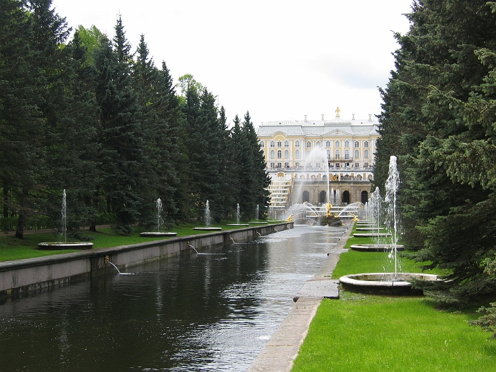 61 Marine Canal, Peterhof.jpg